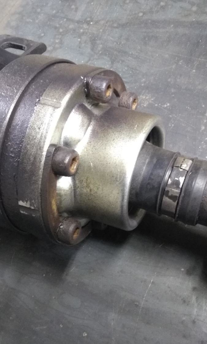 Пыльник ШРУСа Lexus